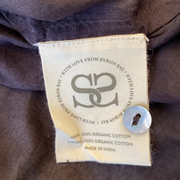 NWT Spell Dove Lace 💯Organic Cotton Blouse in Midnight size medium - Picture 11 of 14